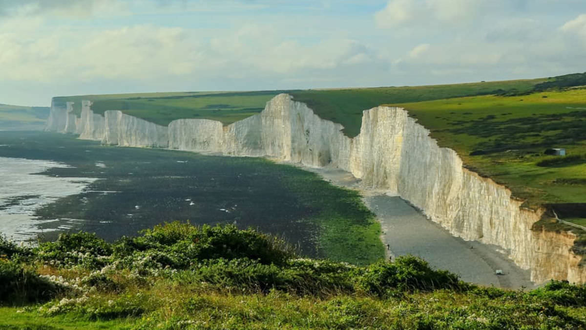 White cliffs along the south downs looking onto sea